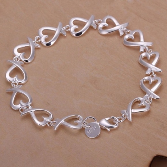 Jewelry - Silver Heart Bracelet